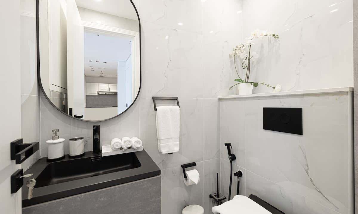 Photo of Bathroom in Jumeirah Lake Towers