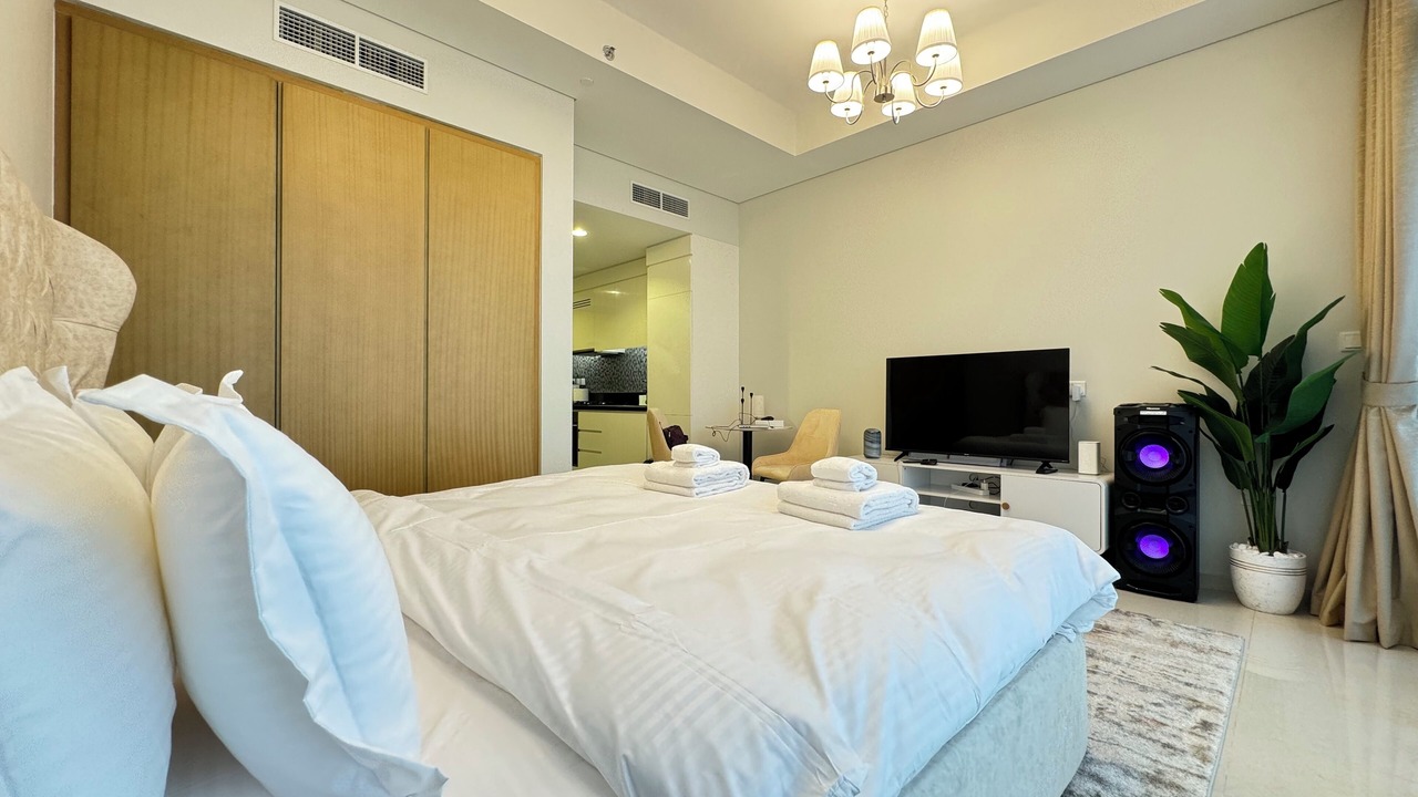 Photo of Bedroom in Sheikh Zayed Road
