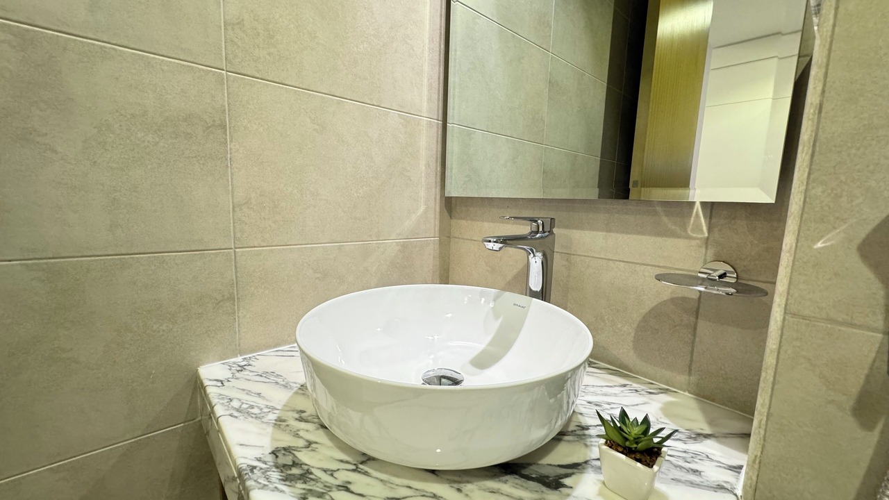 Photo of Bathroom in Sheikh Zayed Road