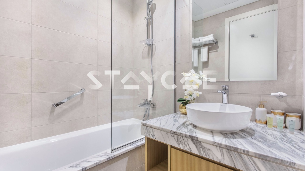 Photo of Bathroom in Sheikh Zayed Road