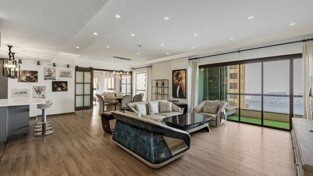 Photo of Livingroom in Jumeirah Beach Residence
