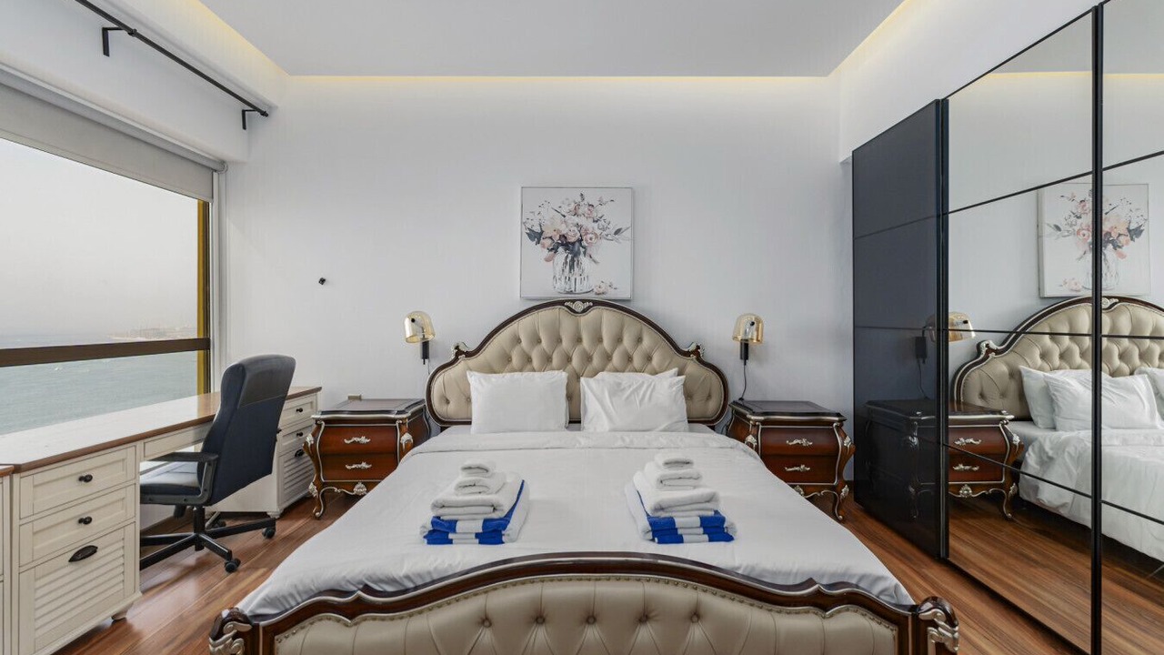 Photo of Bedroom in Jumeirah Beach Residence