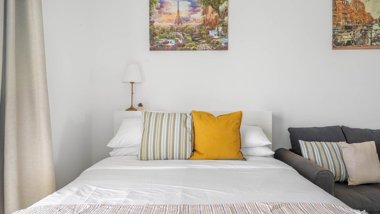 Photo of Bedroom in Al Barsha