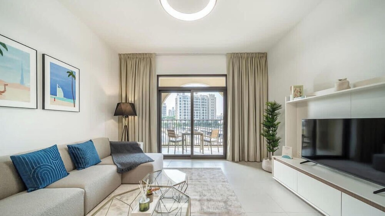 Photo of Livingroom in Umm Suqeim 3