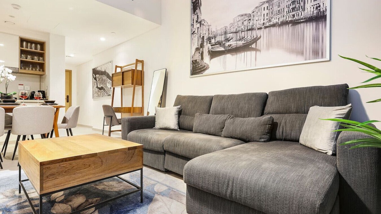 Photo of Livingroom in Za'abeel 2