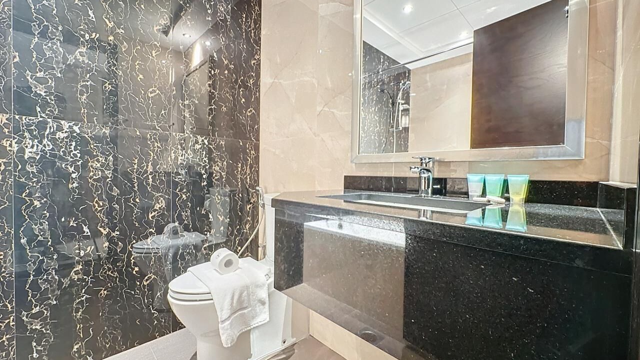 Photo of Bathroom in Downtown Dubai