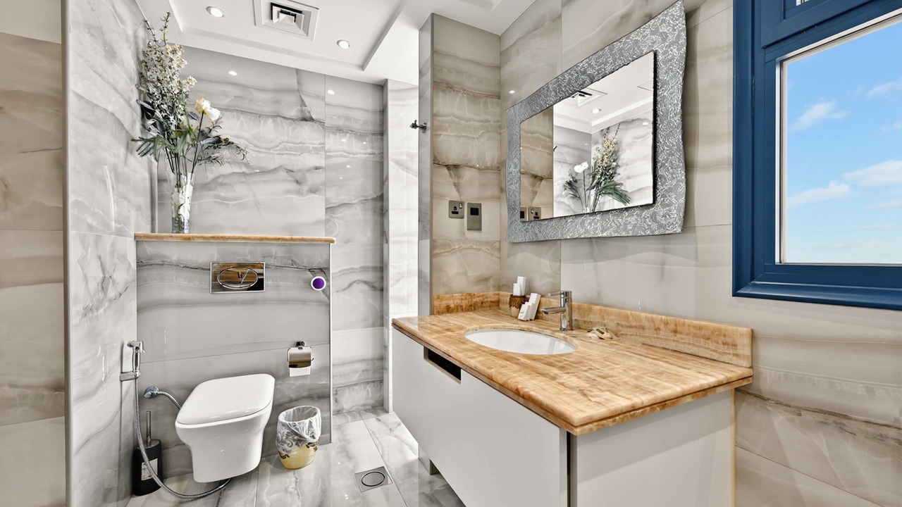 Photo of Bathroom in Palm Jumeirah