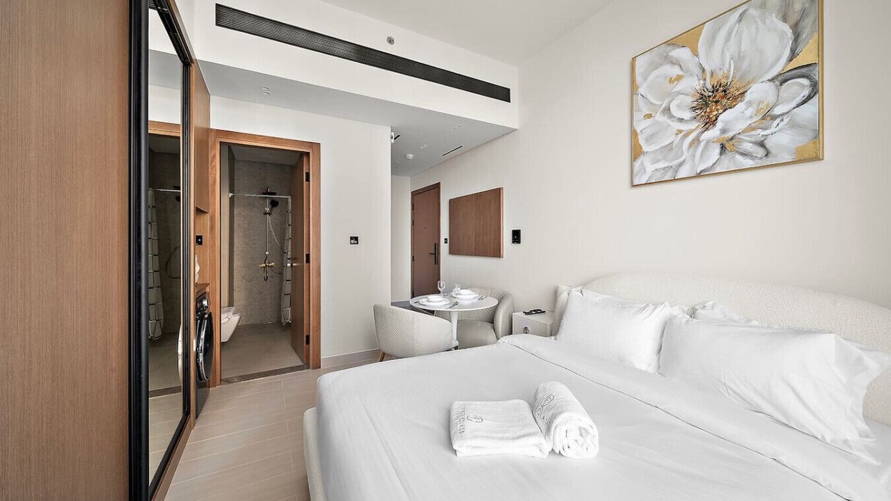 Photo of Bedroom in Jumeirah Village Circle