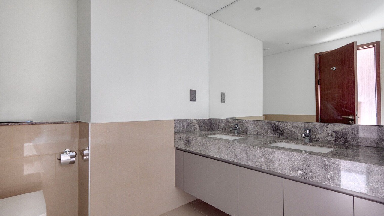 Photo of Bathroom in Downtown Dubai