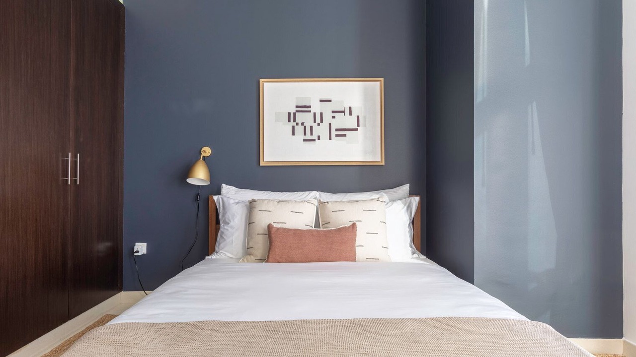 Photo of Bedroom in Trade Center
