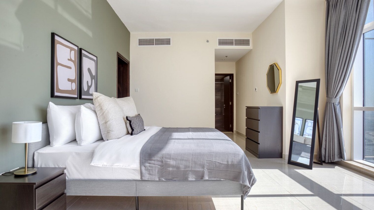 Photo of Bedroom in Trade Center