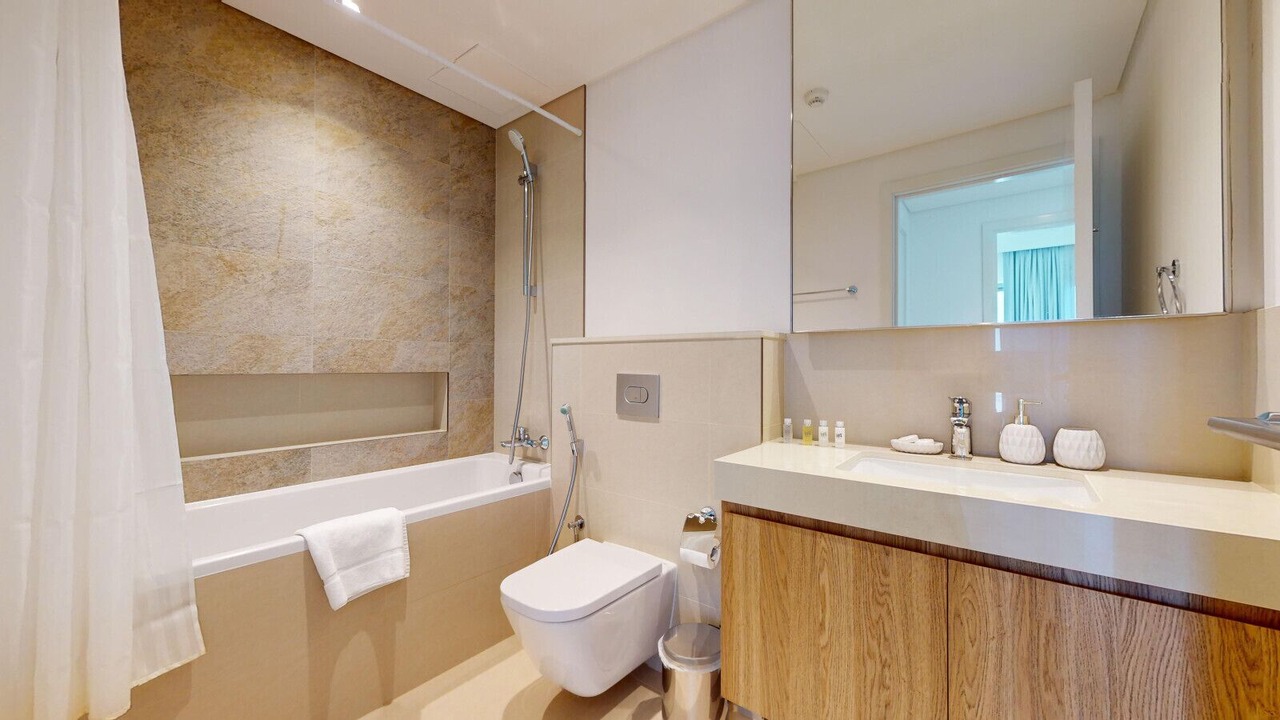 Photo of Bathroom in Za'abeel 2