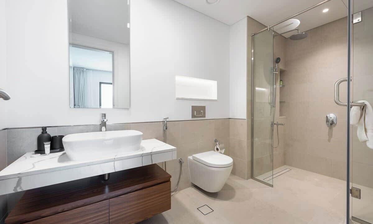 Photo of Bathroom in Umm Suqeim 3