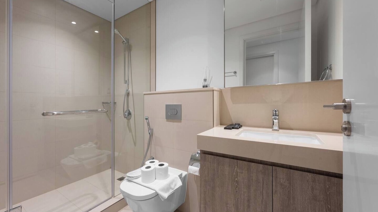 Photo of Bathroom in Za'abeel 2
