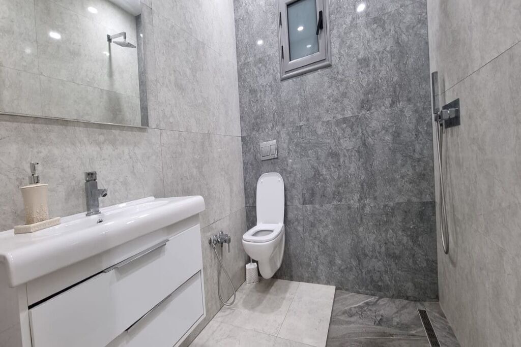 Photo of Bathroom in Aghir