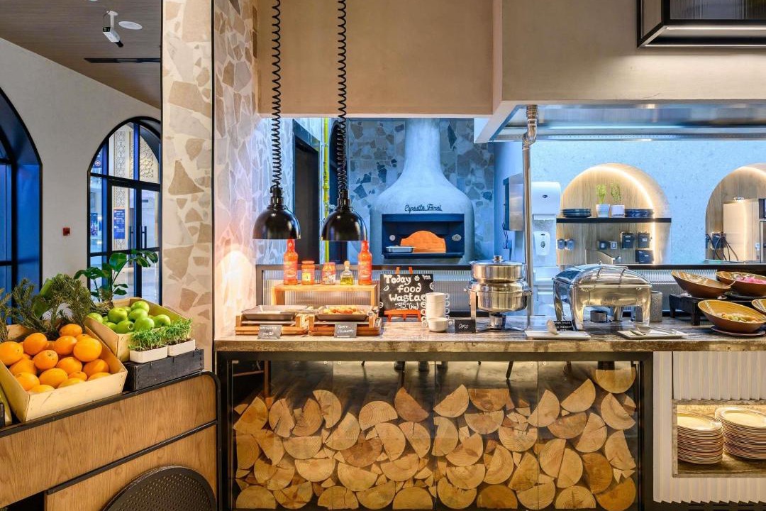 Photo of Kitchen in Trade Center