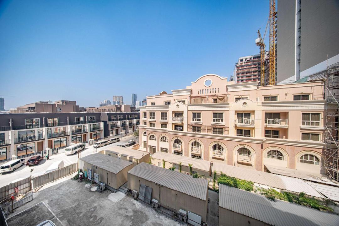 Photo of Others in Jumeirah Village