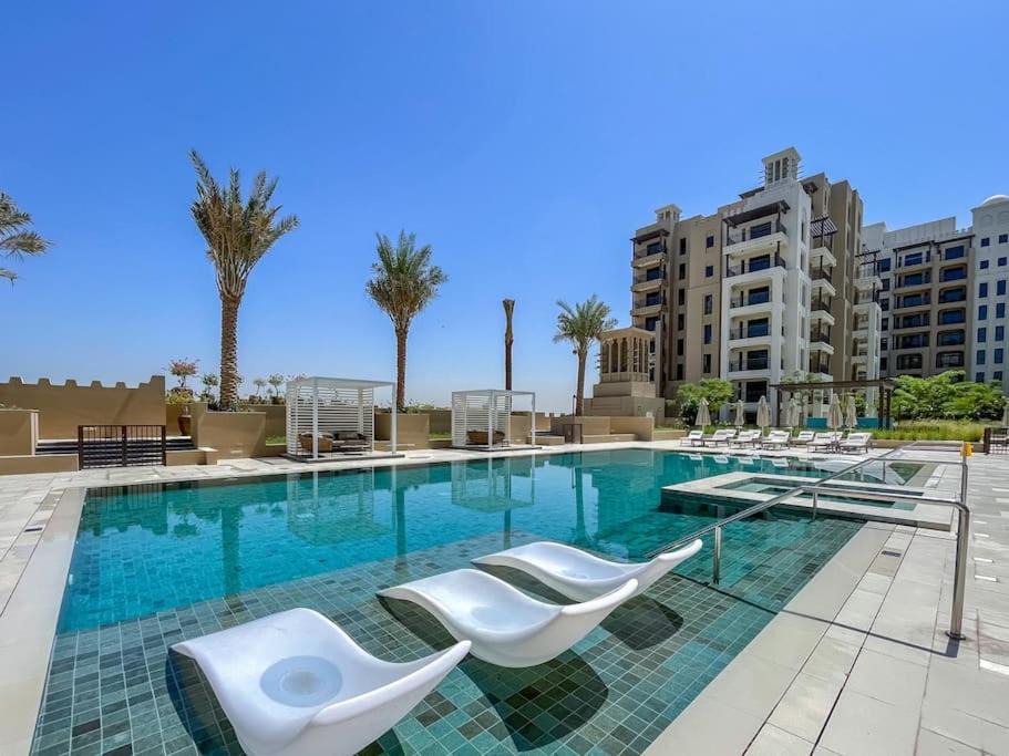 Photo of Patio Balcony in Umm Suqeim 3