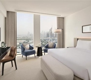 Sheraton Grand Hotel 