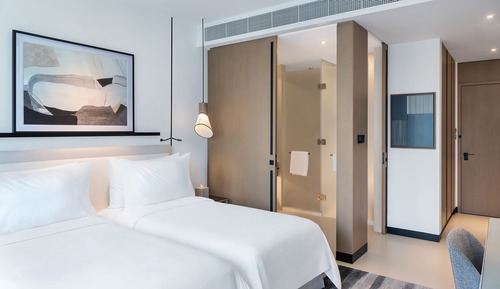 Deluxe Room, 2 Twin Beds, City View With Private Balcony