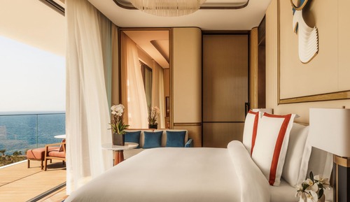 Ocean Deluxe Suite - Butler Service, Iliana Pool Club Access, 31 sqm Terrace with Burj Al Arab Views