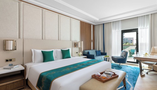 Luxury Sea View Room King Bed with Sofa Bed