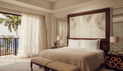 Executive Suite (Palm Beach, UAE Resident ID Mandatory)