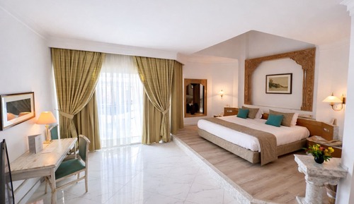 Superior Suite