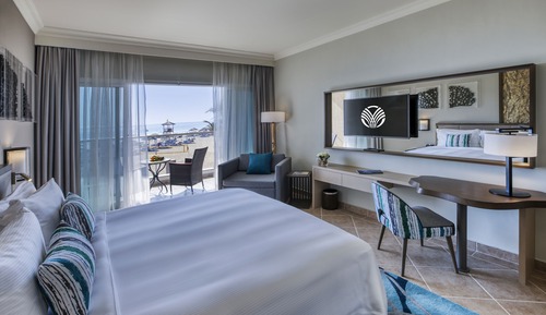 Room, 1 King Bed, Balcony, Oceanfront