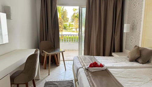 Double Room, Pool View