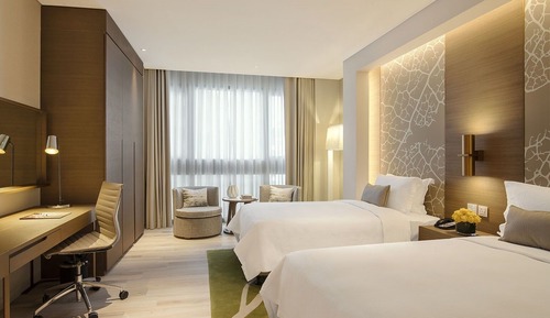 Studio, 2 Twin Beds, City View