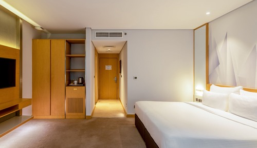 Executive Suite (Complimentary Transfer to the Beach)