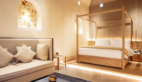 Pearl Deluxe Room
