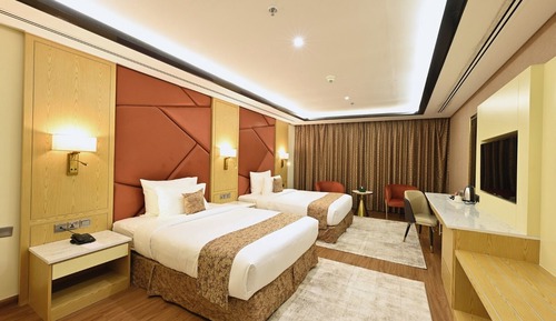 Deluxe Twin Room, 1 Queen Bed