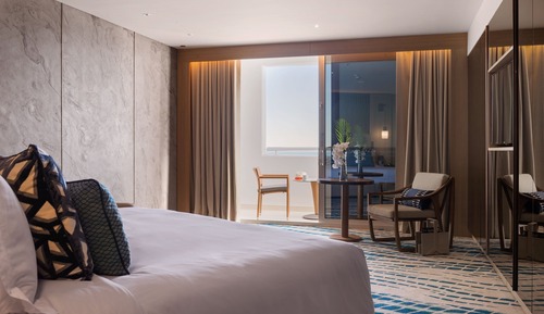 Deluxe Room, Balcony (Ocean)