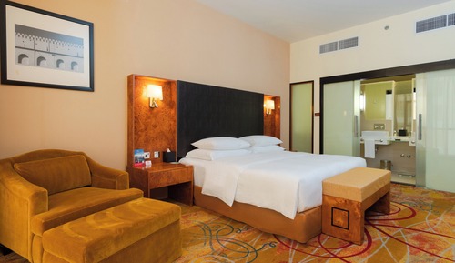 Suite, 2 Twin Beds (Club)