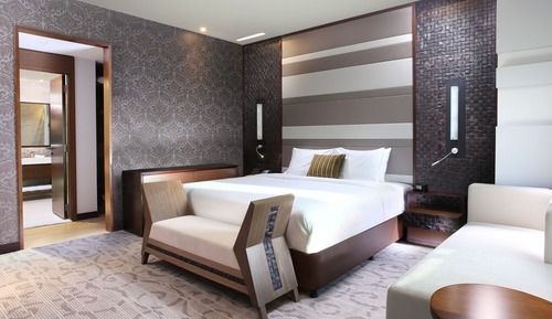 Ambassador Suite - Complimentary Shuttle Bus to Beach & Mall of the Emirates