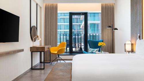 Twin Room with Balcony and Sea View - Palm Side