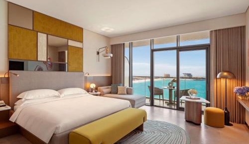 Signature Room with Panoramic Sea View