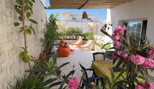 One-Bedroom Apartment with Terrace