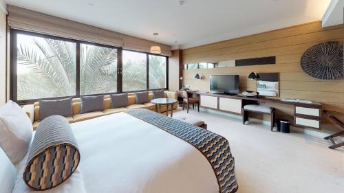 Palm Deluxe Room