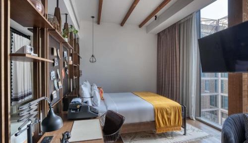 Medium Farmstay Suite