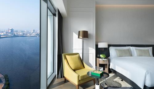 Panoramic Sea View Room - King Bed
