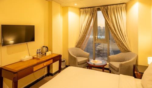 Deluxe Double or Twin Room