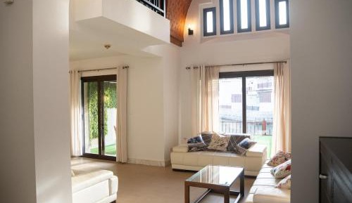 One-Bedroom Villa