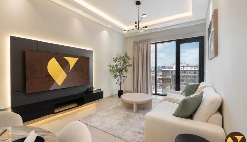 One-Bedroom Apartment with Balcony