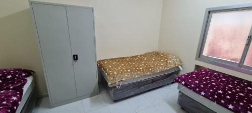 Economy Triple Room
