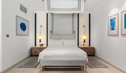 Two Bedroom Premium Suite - Beach Front