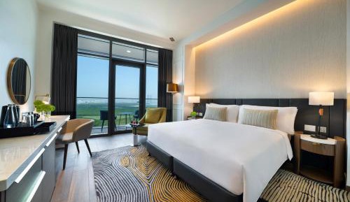 Sea View Room with Balcony - King Bed