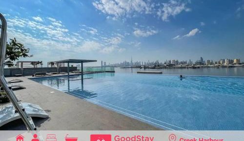 One-Bedroom Apartment with Sea View and Balcony